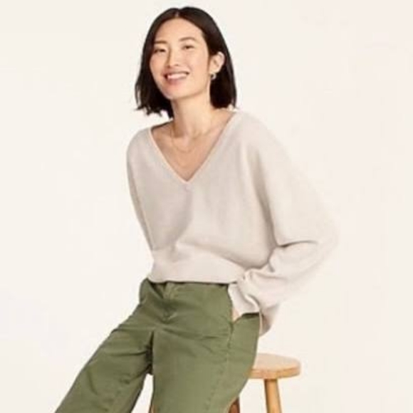 Moussy  v-neck sweater - Picture 1 of 7